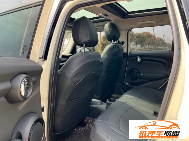  20年寶馬MINI轎車 