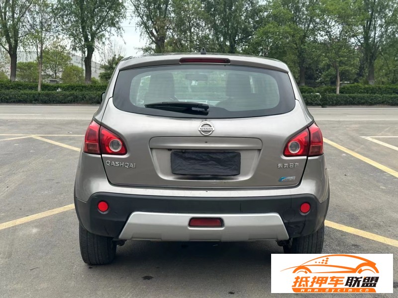  12年日產(chǎn)逍客轎車 