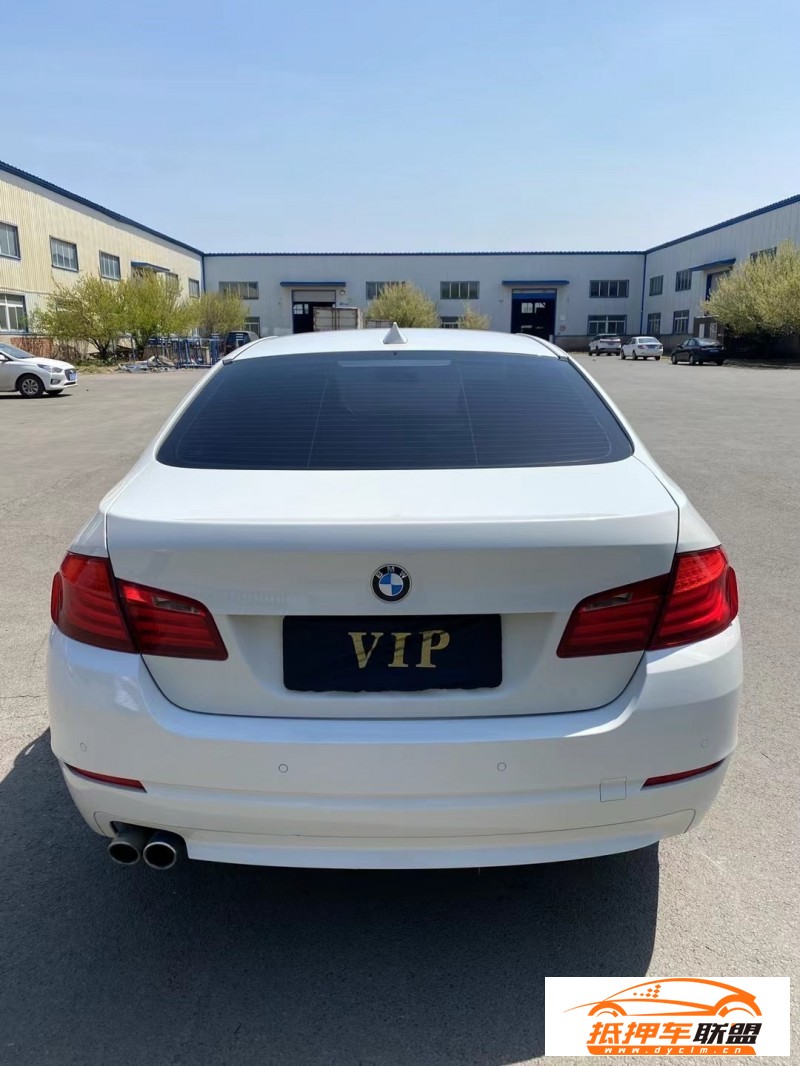  12年寶馬5系轎車 