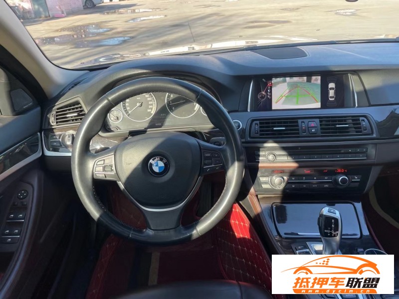  16年寶馬5系轎車 