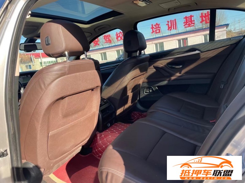  16年寶馬5系轎車 