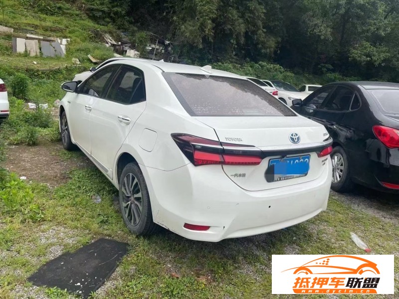  17年豐田卡羅拉轎車 