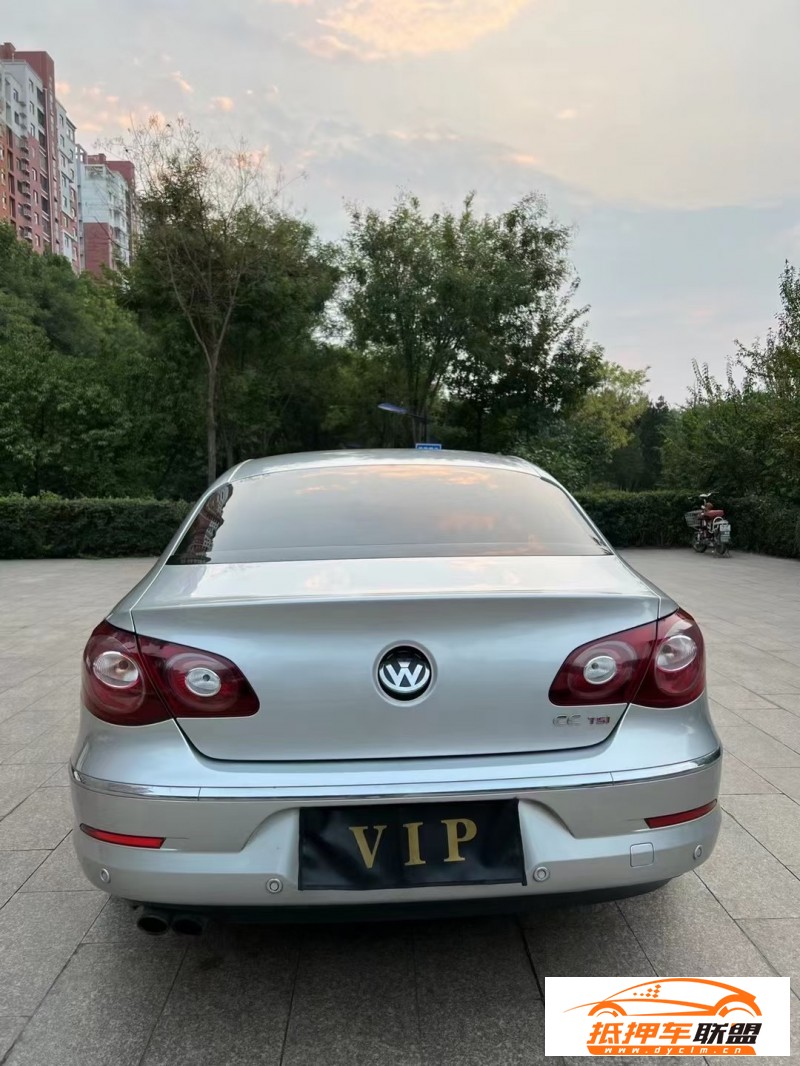  13年大眾CC轎車 