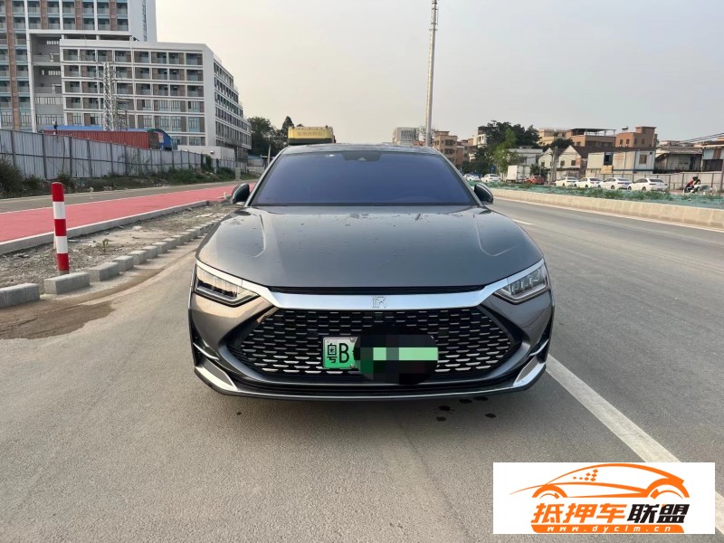  21年比亞迪漢轎車 