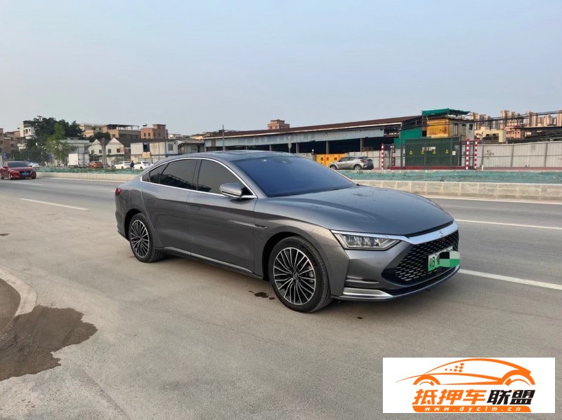  21年比亞迪漢轎車 
