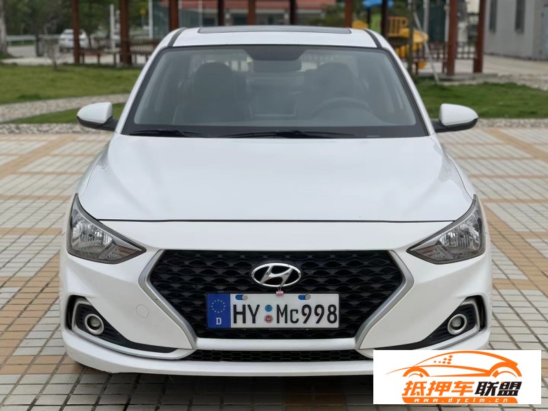  18年現(xiàn)代悅動轎車 