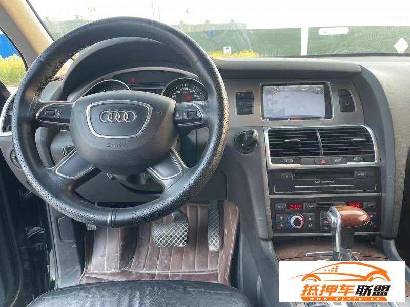  12年奧迪Q7轎車 