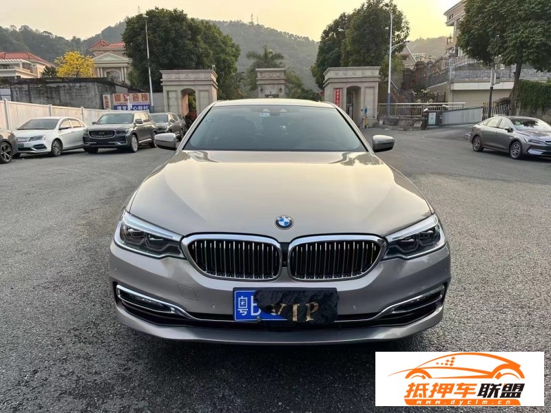  18年寶馬5系轎車 