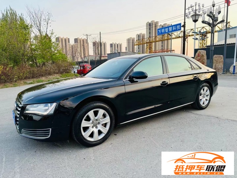  12年奧迪A8轎車 