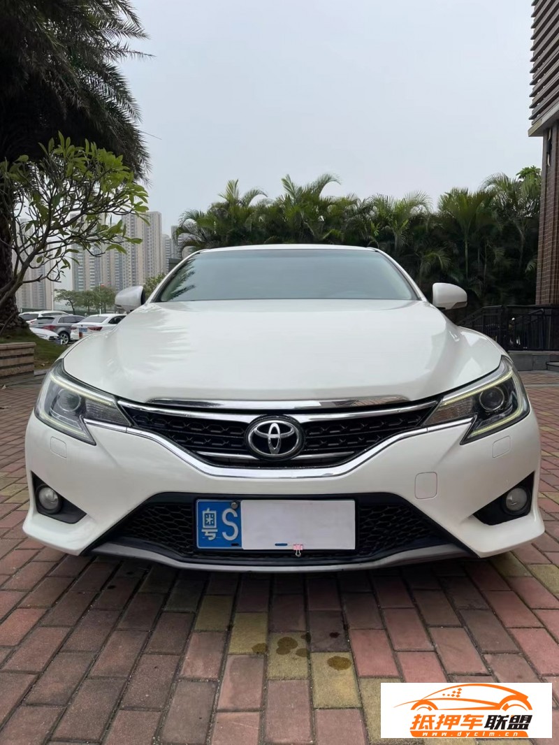  14年豐田銳志轎車 