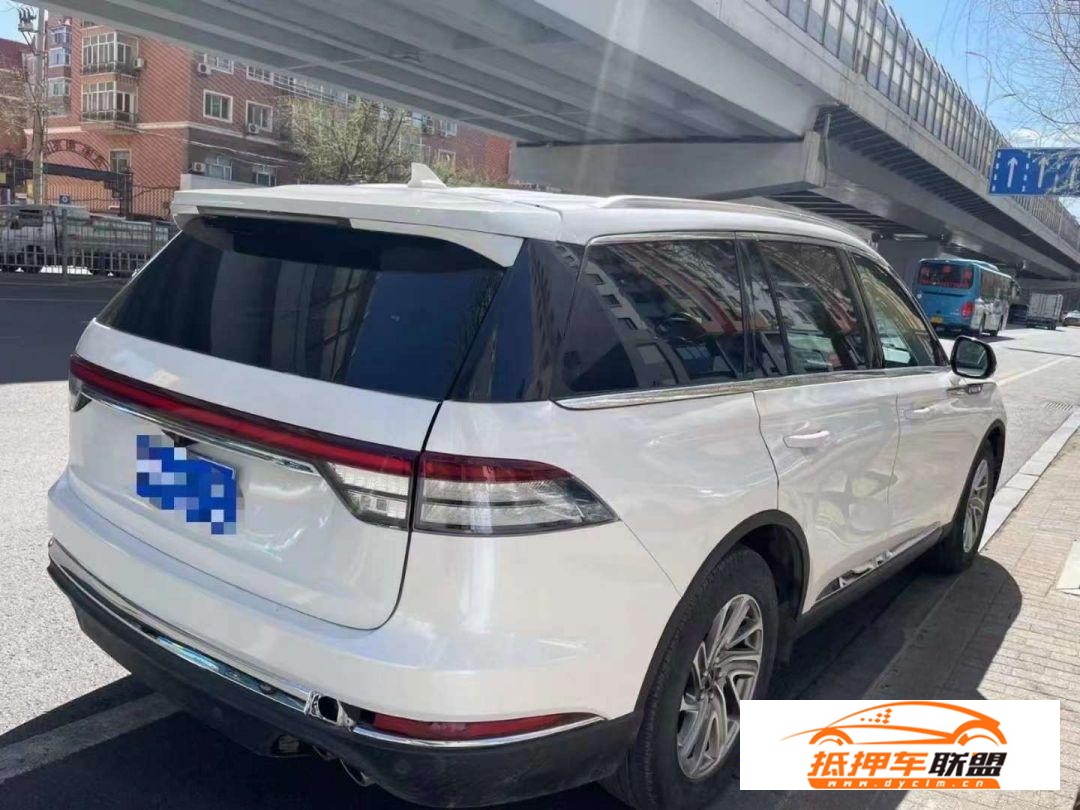 準22年林肯飛行家 3.0T v6四驅(qū)行政版六座最頂配林肯 飛行家(進口)