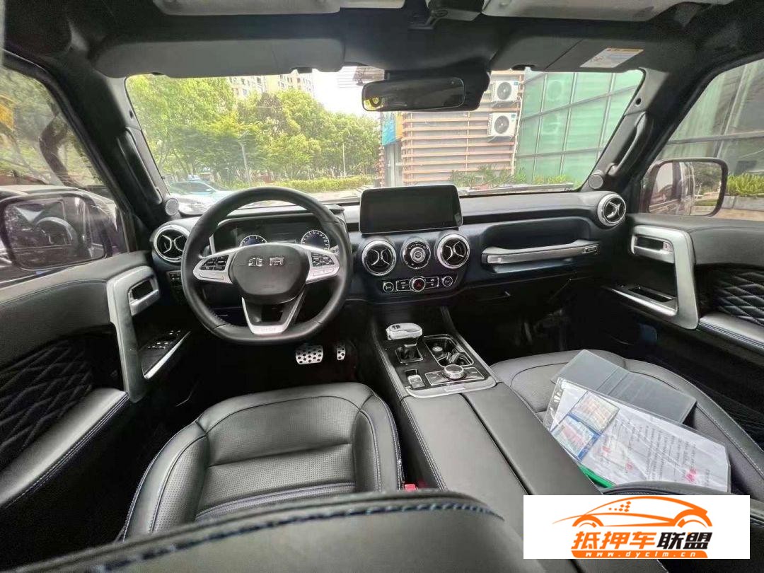 22年北京BJ40 2.0T排量四驅(qū)北京汽車 北京吉普BJ40