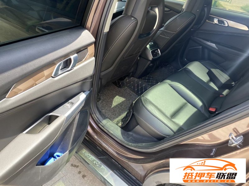  18年領(lǐng)克01SUV 