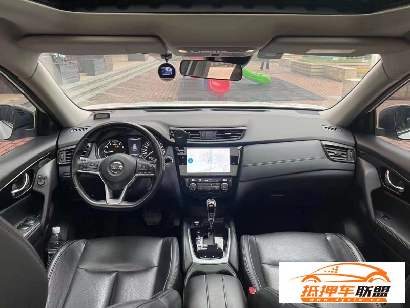  21年日產(chǎn)奇駿轎車 
