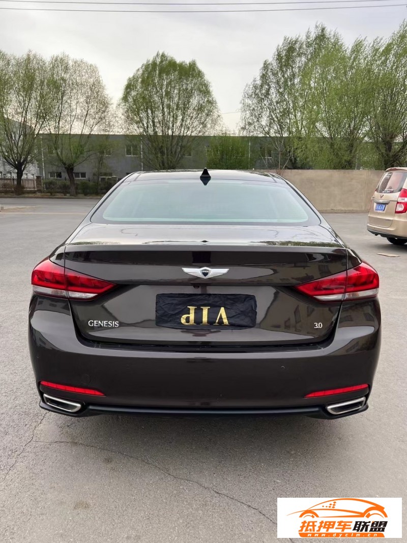 15年現(xiàn)代捷恩斯轎車 
