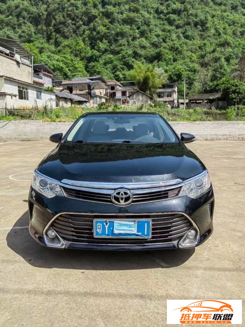  16年豐田凱美瑞轎車 