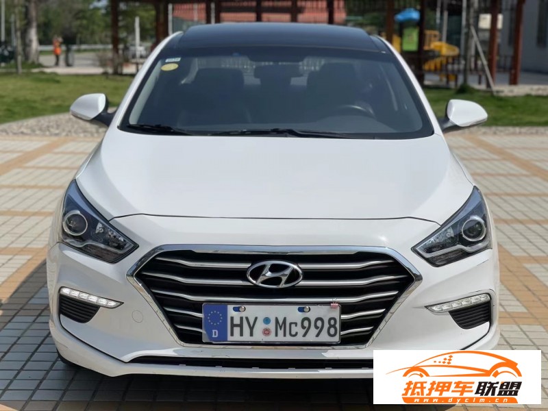  18年現(xiàn)代名圖轎車 