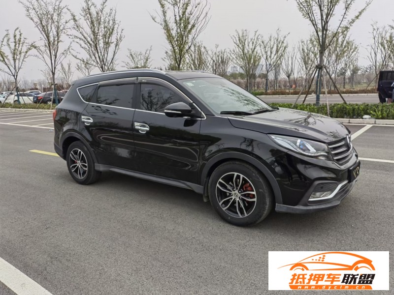  17年?yáng)|風(fēng)風(fēng)光580SUV 