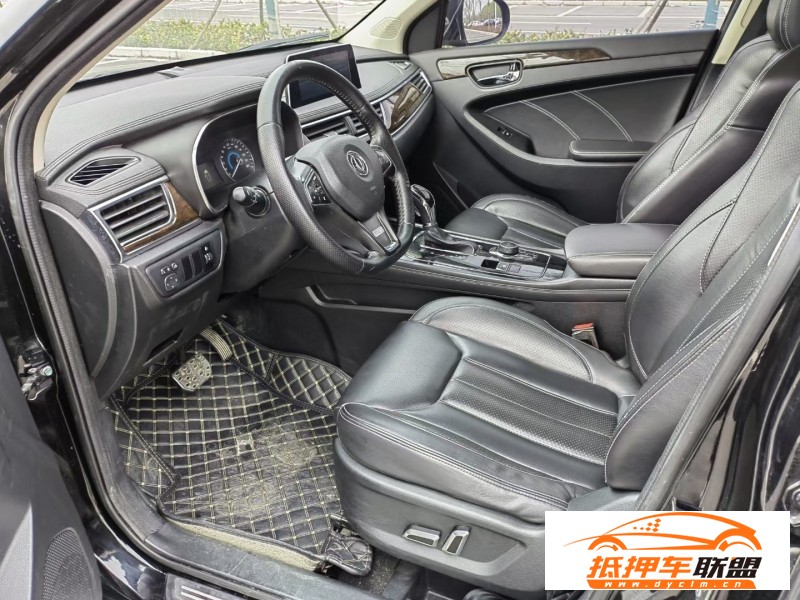  17年?yáng)|風(fēng)風(fēng)光580SUV 