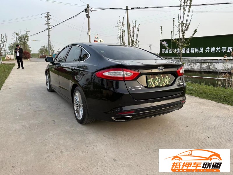  13年福特蒙迪歐轎車 