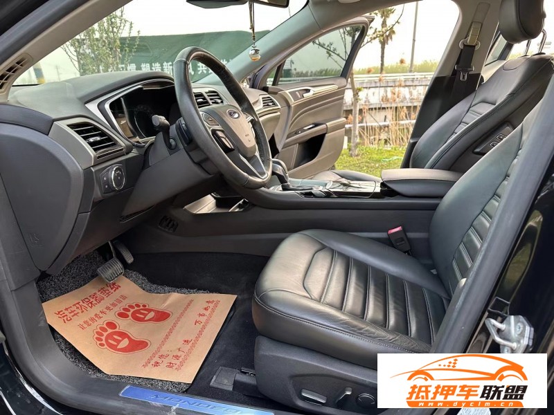  13年福特蒙迪歐轎車 