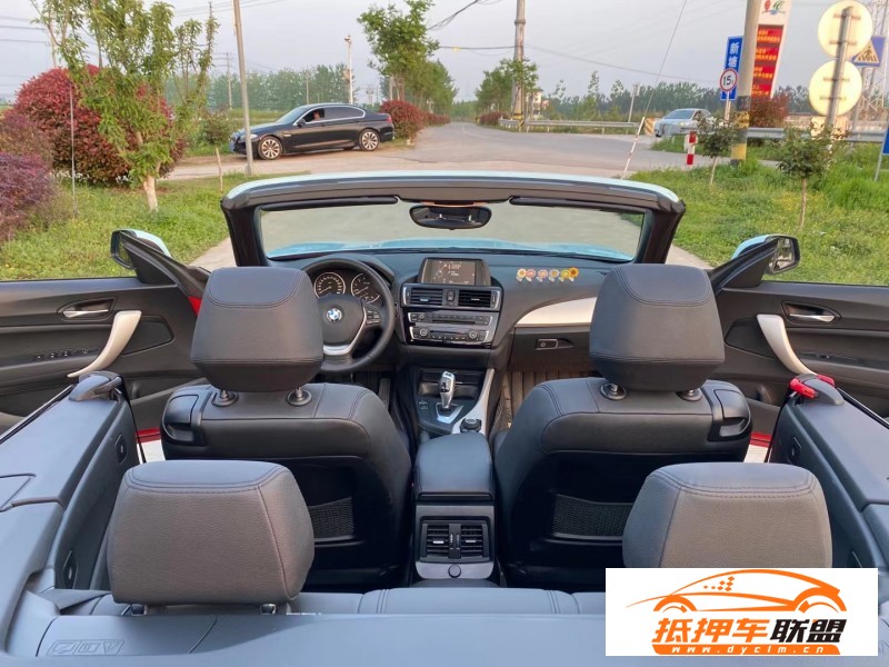  17年寶馬2系轎車 