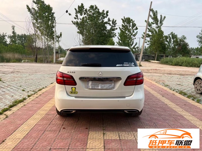  16年奔馳B轎車 