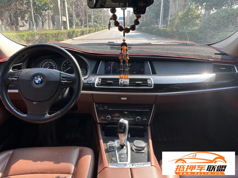  15年寶馬5系轎車 