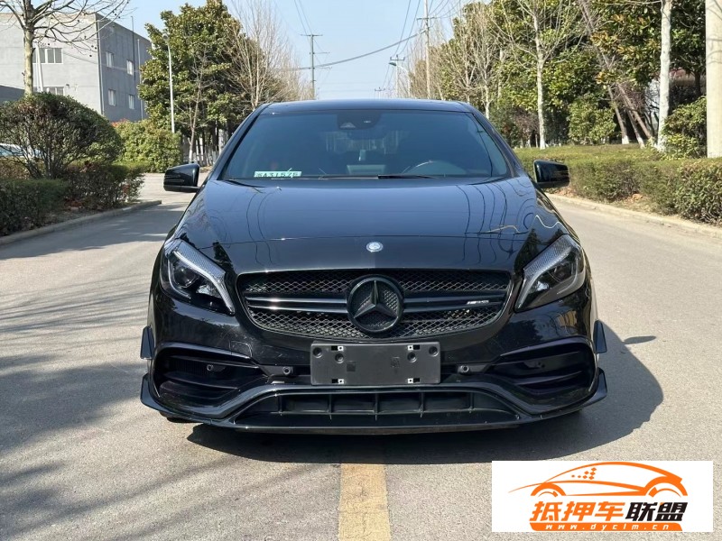  17年奔馳A轎車(chē) 
