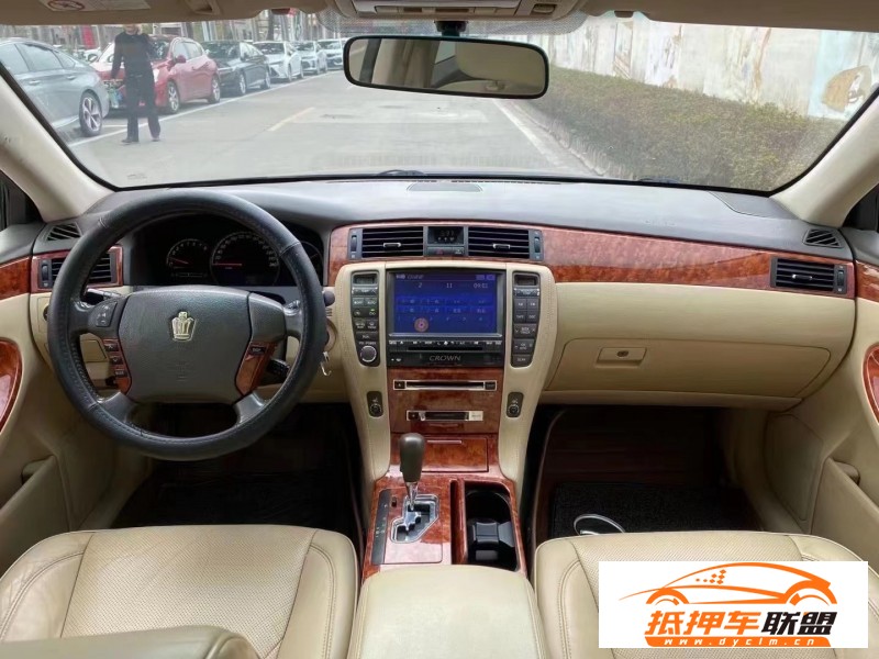  09年豐田皇冠轎車(chē) 