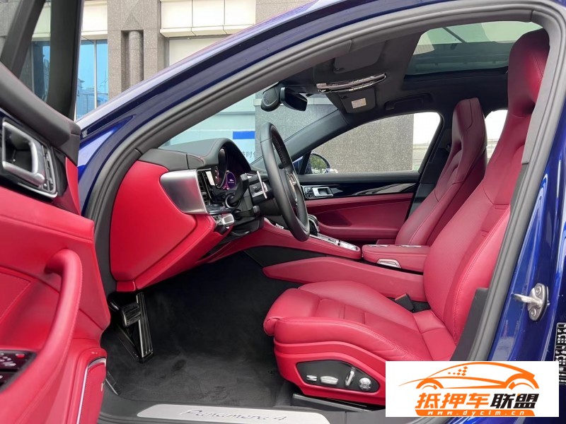  21年保時(shí)捷帕納梅拉轎車 