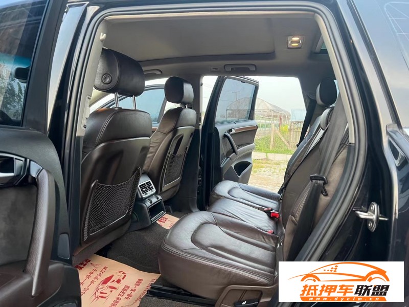  12年奧迪Q7轎車 