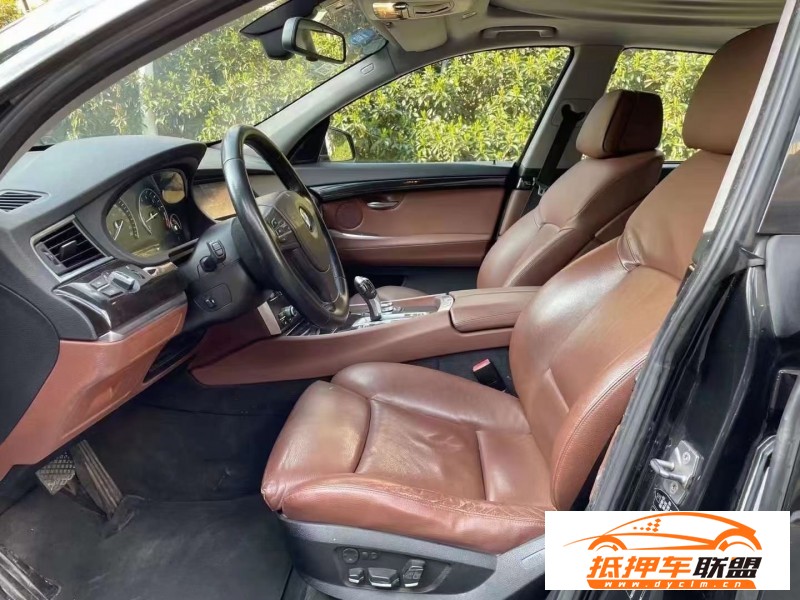  11年寶馬5系轎車 