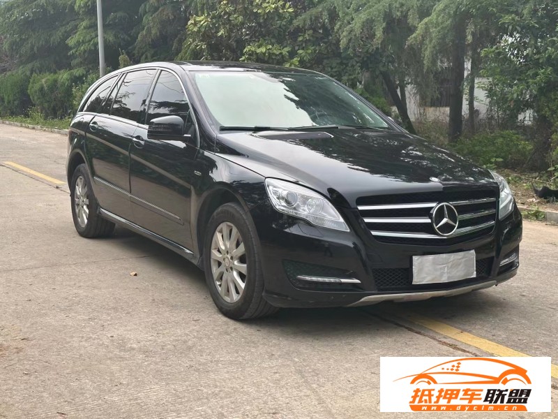  17年奔馳R級轎車 