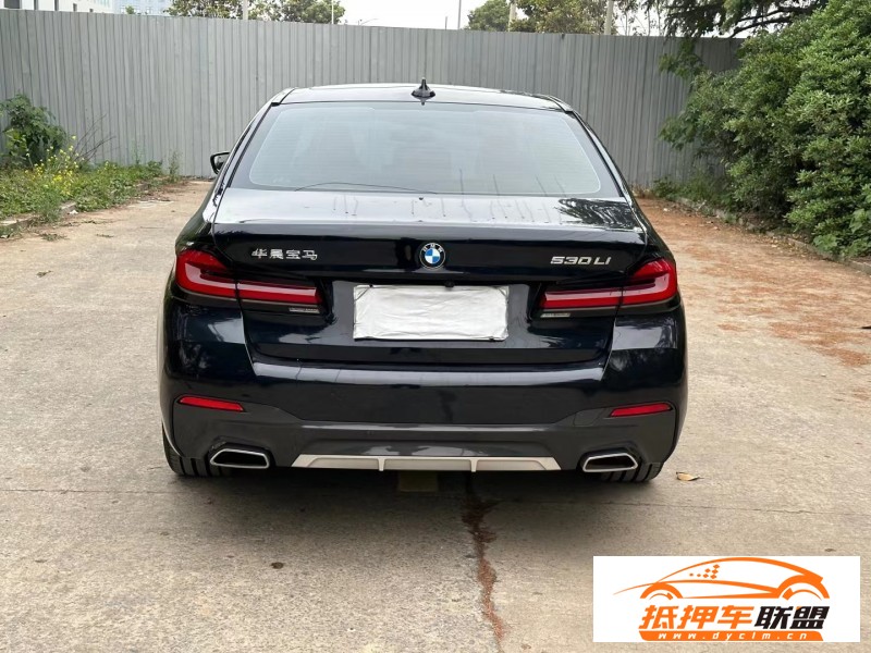  21年寶馬5系轎車 