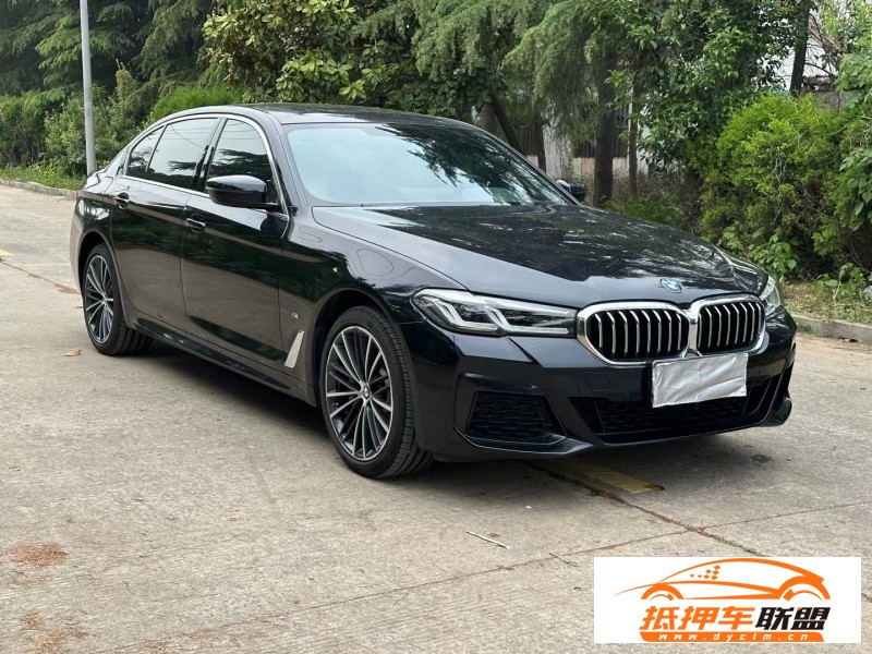  21年寶馬5系轎車 