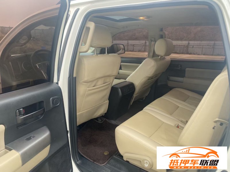  16年豐田紅杉SUV 
