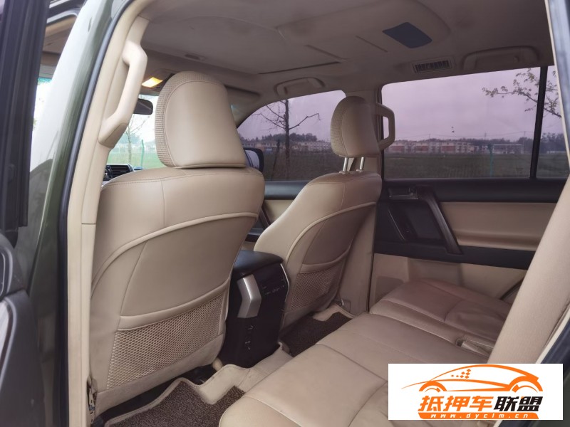  13年豐田普拉多SUV 