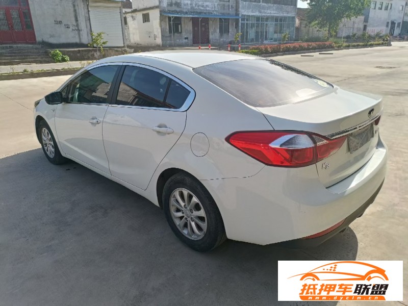  17年起亞K3轎車(chē) 