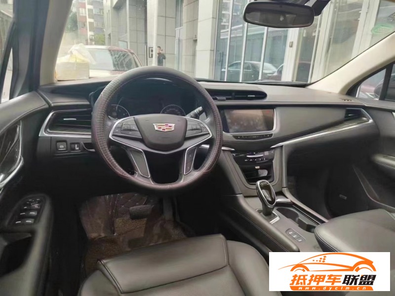  18年凱迪拉克XT5轎車 