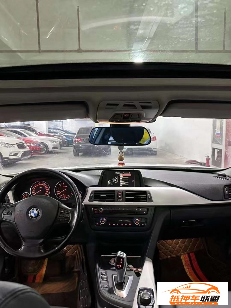  15年寶馬3系轎車 