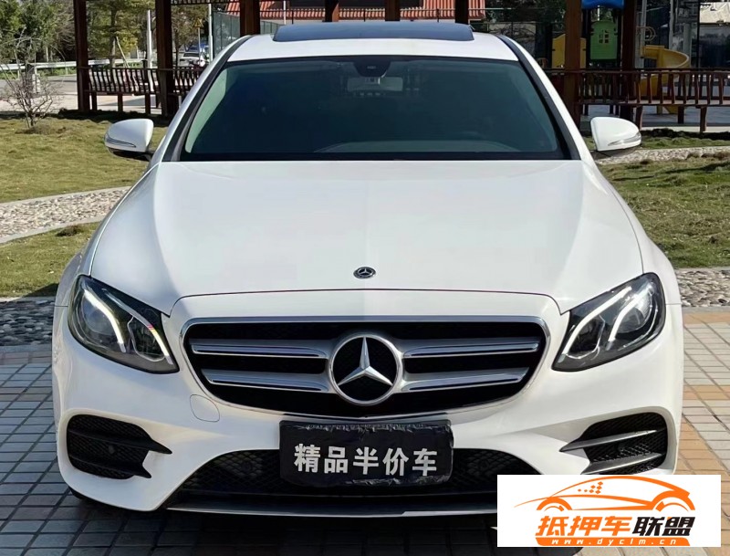  19年奔馳E轎車 
