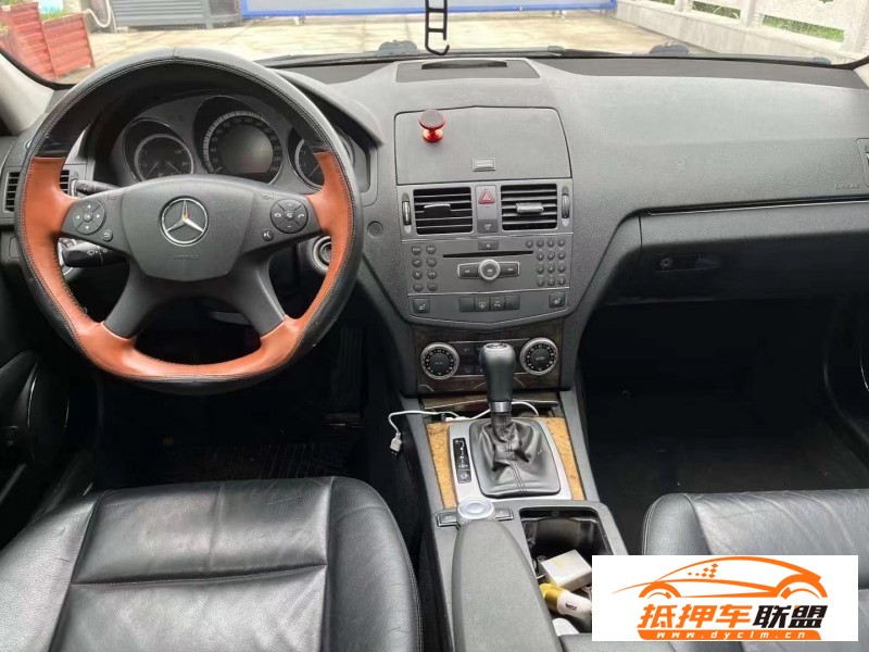  10年奔馳C級轎車 