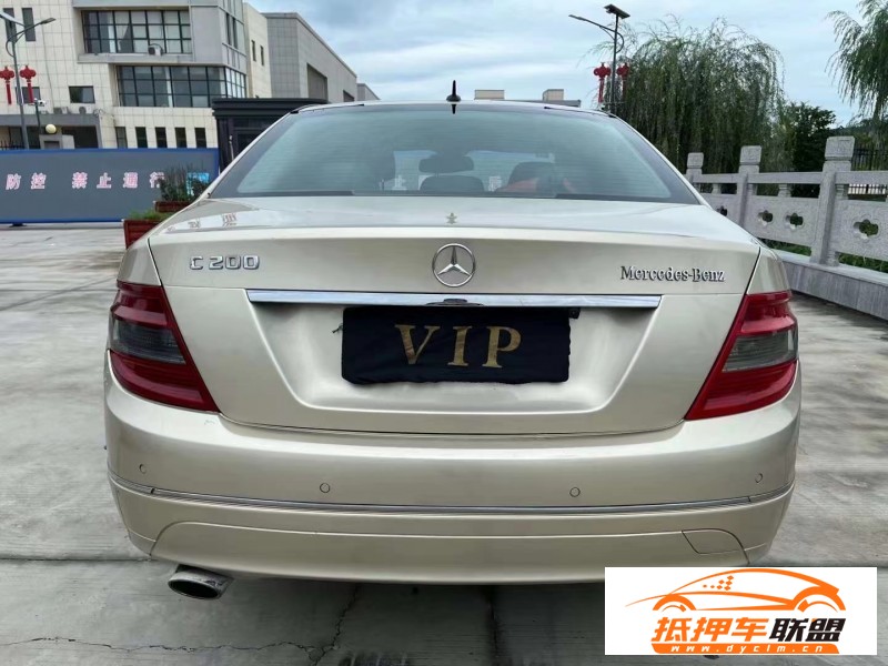  10年奔馳C級轎車 
