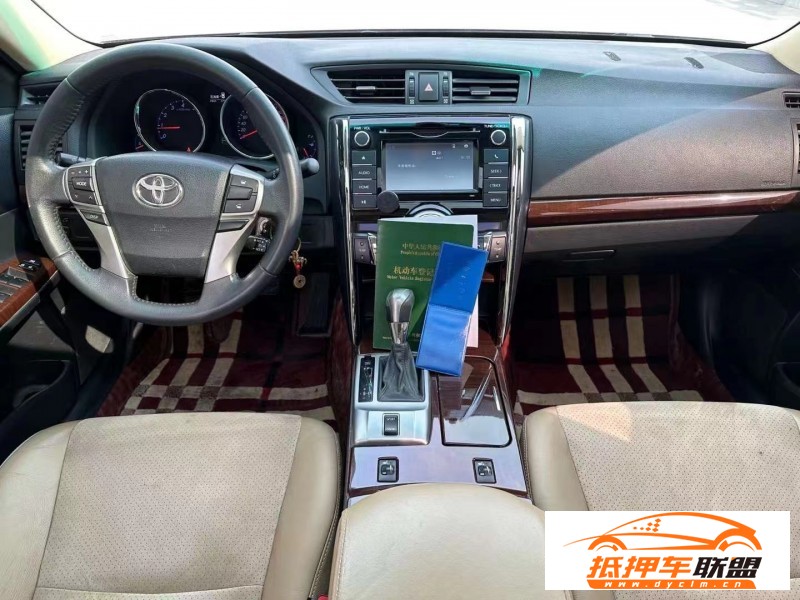  14年豐田銳志轎車 
