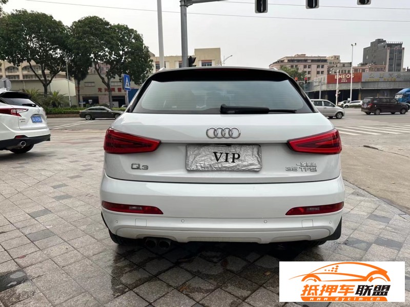  14年奧迪Q3轎車 