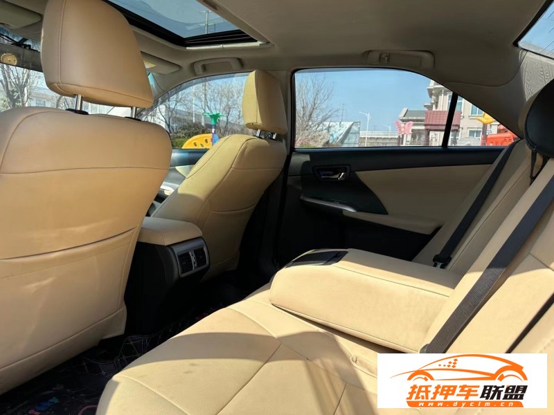  14年豐田凱美瑞轎車 