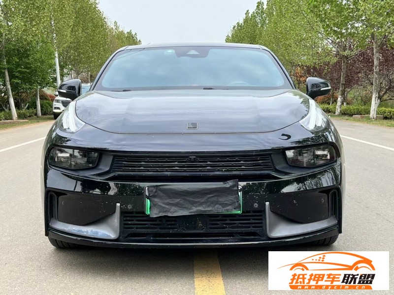  19年領(lǐng)克03轎車 
