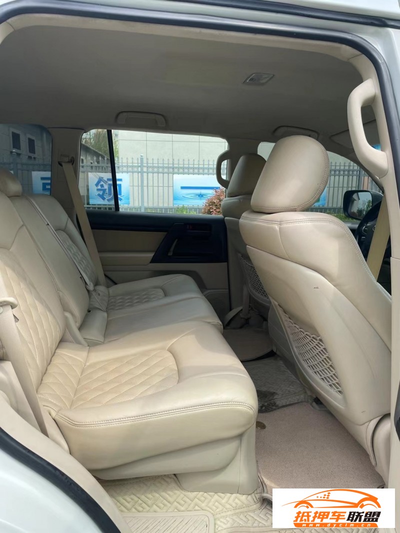  19年豐田蘭德酷路澤SUV 