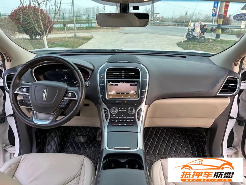 20年林肯航海家轎車 